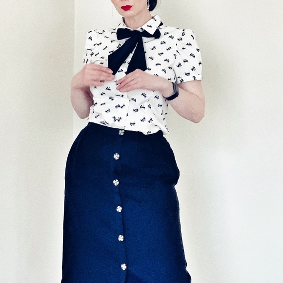 💄Retro Pinup 50s 40s Inspired Puff Sleeve Bow Blouse💋 - Picture 8 of 8